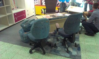 Džínsová stolička