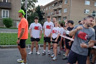 Zväčšiť fotografiu - Brose night run 2025