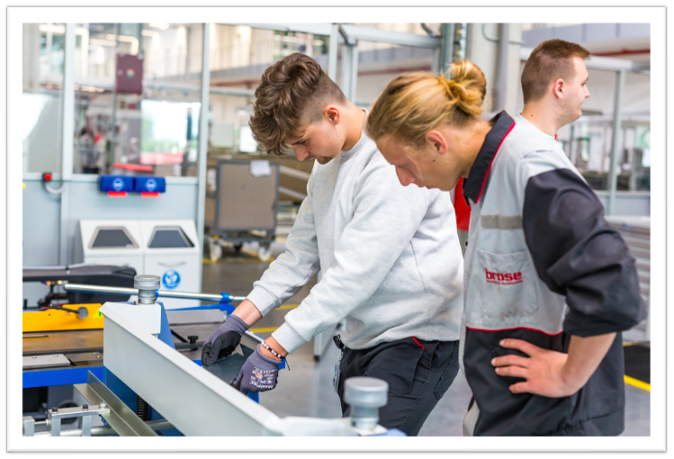 2413 K Mechanik strojov a zariadení