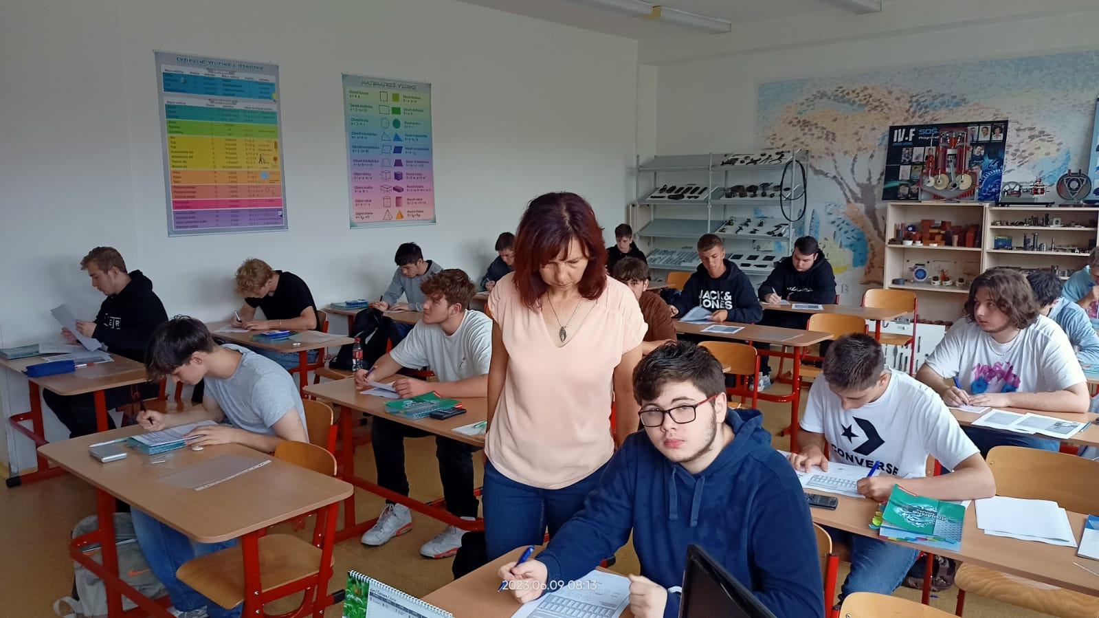 Zväčšiť fotografiu - Areál školy